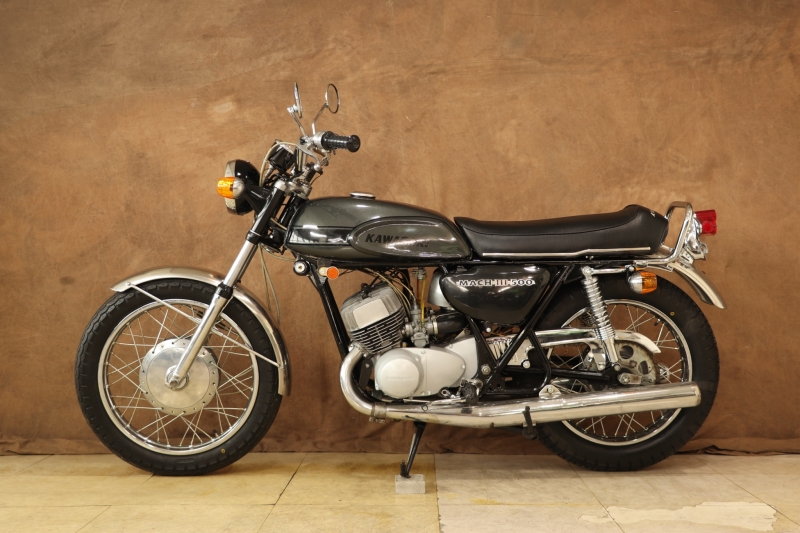 カワサキ 500SS マッハ3(H1) オリジナルペイントのピーコックグレー 11