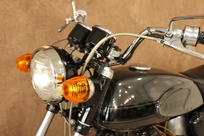 カワサキ 500SS マッハ3(H1) オリジナルペイントのピーコックグレー 12
