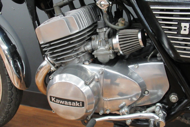 カワサキ KH250 ライムグリーン 14