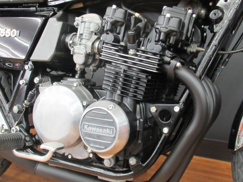 カワサキ KZ550  タイガーカラー 4