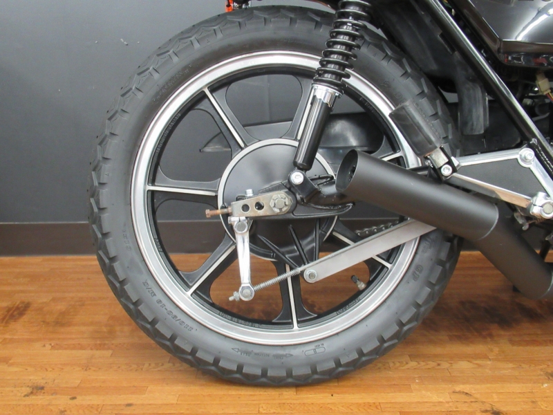 カワサキ KZ550  タイガーカラー 9