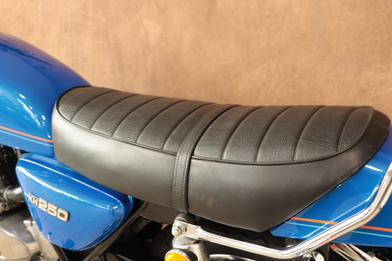 カワサキ KH250(B2) 国内フルノーマル 13