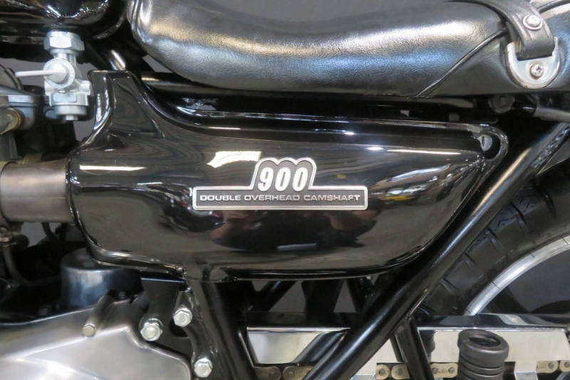 カワサキ Z1B ちょい悪BLACKスタイル LESTERキャスト 23