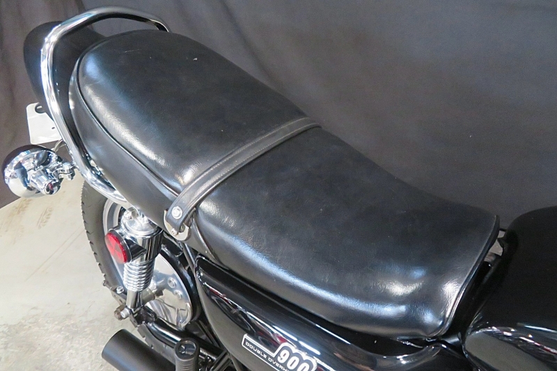 カワサキ Z1B ちょい悪BLACKスタイル LESTERキャスト 9