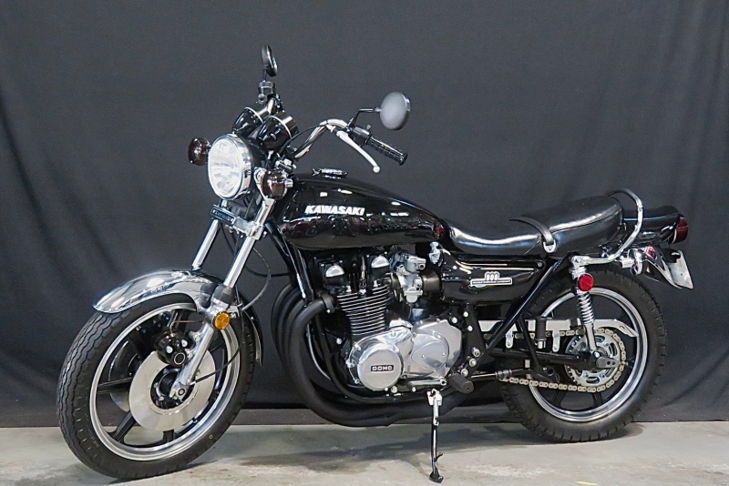 カワサキ Z1B ちょい悪BLACKスタイル LESTERキャスト 14