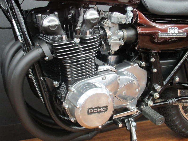 カワサキ Z1 75年式Z1B 初期型ルック 13