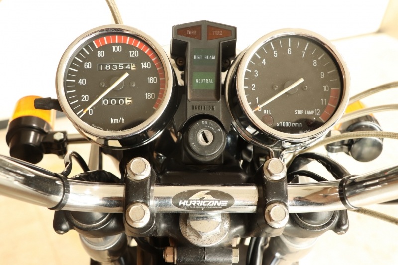 カワサキ Z400J(J3) パールホワイト 8