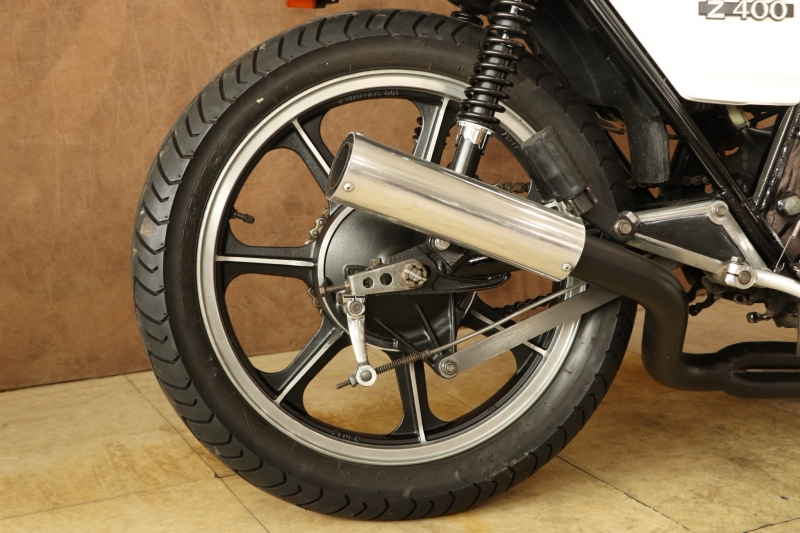 カワサキ Z400J(J3) パールホワイト 7