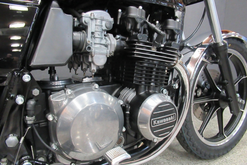 カワサキ Z400J(J1)イタリアモデル 8