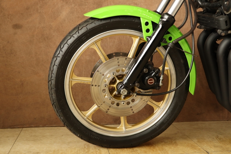 カワサキ Z1100GP KZ1000R2仕様 LIME GREEN 15