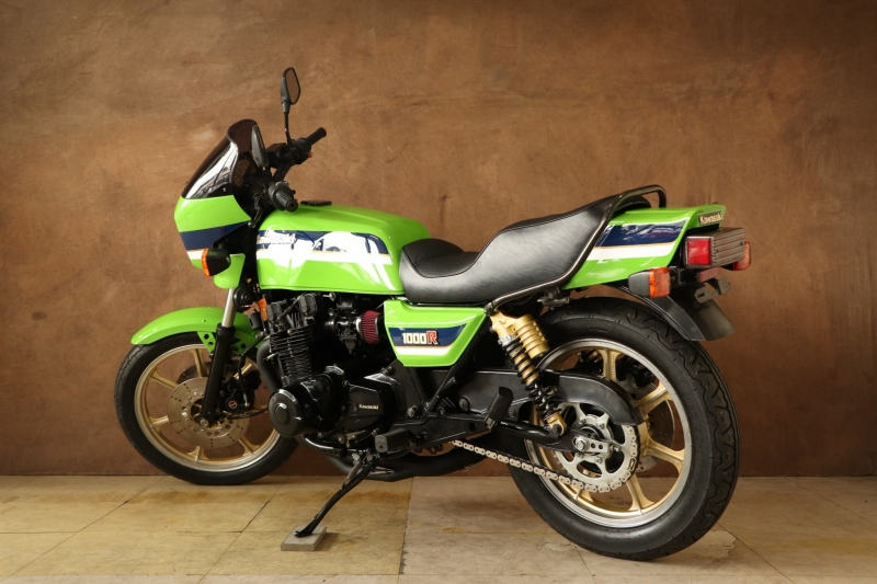 カワサキ Z1100GP KZ1000R2仕様 LIME GREEN 18