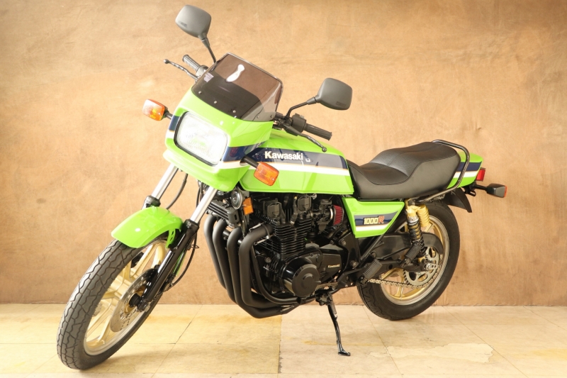 カワサキ Z1100GP KZ1000R2仕様 LIME GREEN 10
