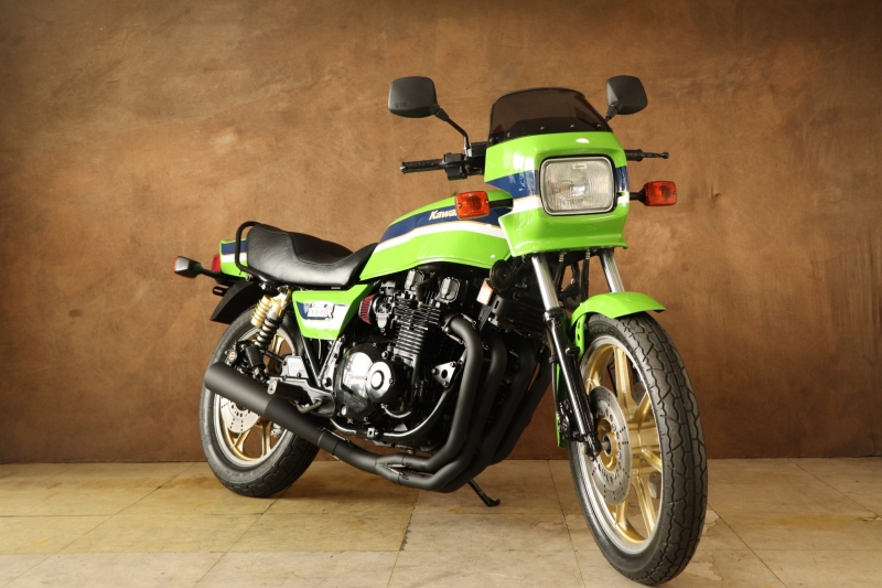 カワサキ Z1100GP KZ1000R2仕様 LIME GREEN 9