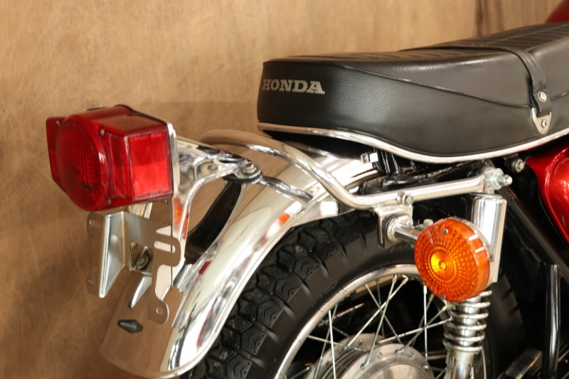 ホンダ CB750Four アメリカコンテナで入荷した最終モデルCB750FOUR(K6) 4