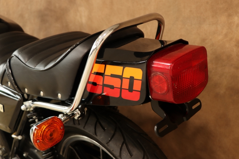 カワサキ KZ550A4(最終モデル) 新たなる時代への架け橋 14