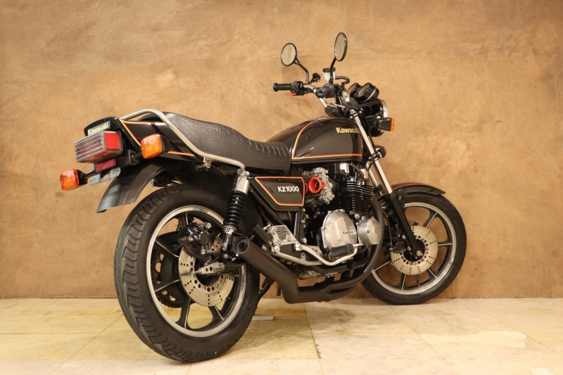 カワサキ Z1000J(J2) J2 BLACK FCRキャブ ウオタニSP2 18