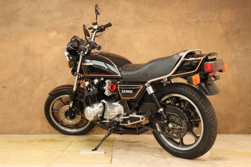 カワサキ Z1000J(J2) J2 BLACK FCRキャブ ウオタニSP2 19