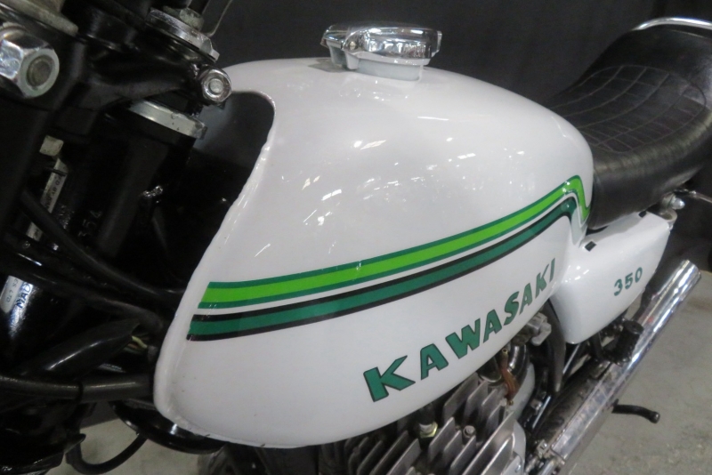 カワサキ 350SS(S2)白虹カラー 純正3本出しマフラー 18