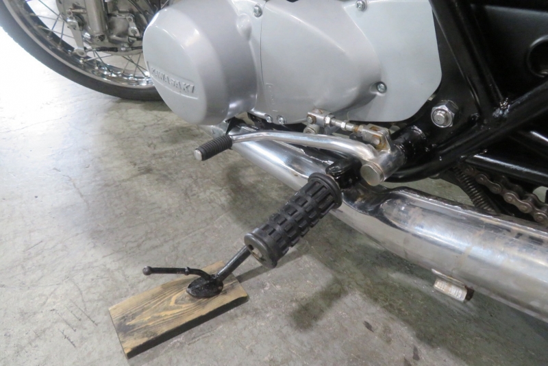 カワサキ 350SS(S2)白虹カラー 純正3本出しマフラー 24