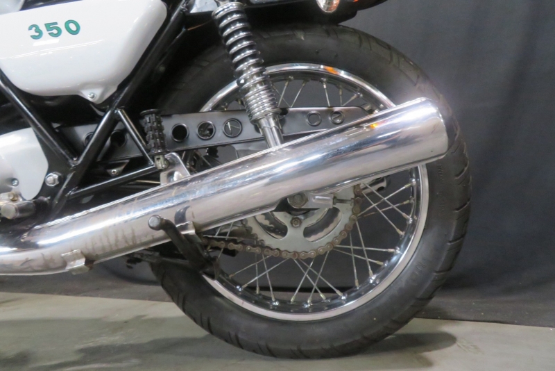 カワサキ 350SS(S2)白虹カラー 純正3本出しマフラー 25