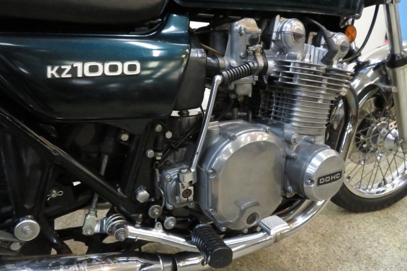 カワサキ KZ1000(A1) Diamond Sky Blue 7