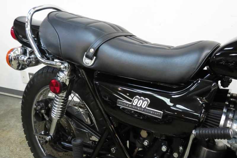 カワサキ KZ1000LTD 人気の BLACK STYLE 3