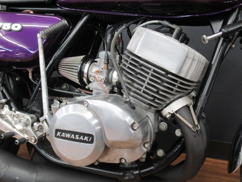 カワサキ 750SS(H2A) Wディスク バックステップ 3本チャンバー 4