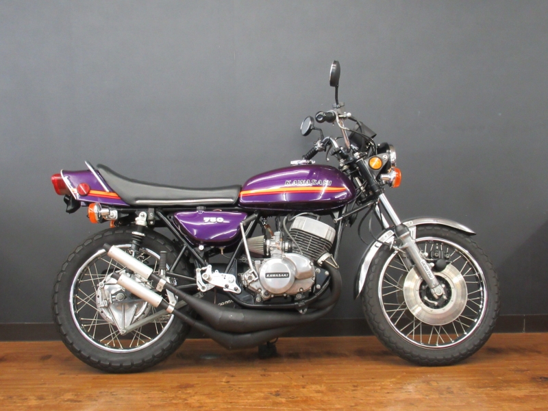 カワサキ 750SS(H2A) Wディスク バックステップ 3本チャンバー 10