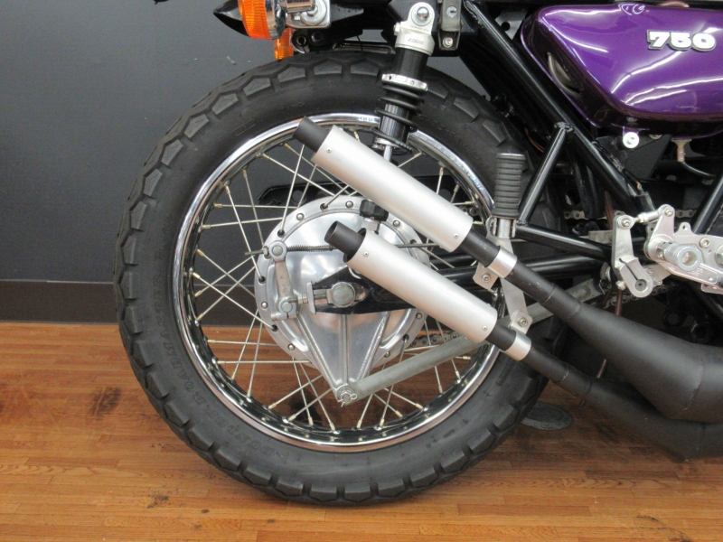 カワサキ 750SS(H2A) Wディスク バックステップ 3本チャンバー 9