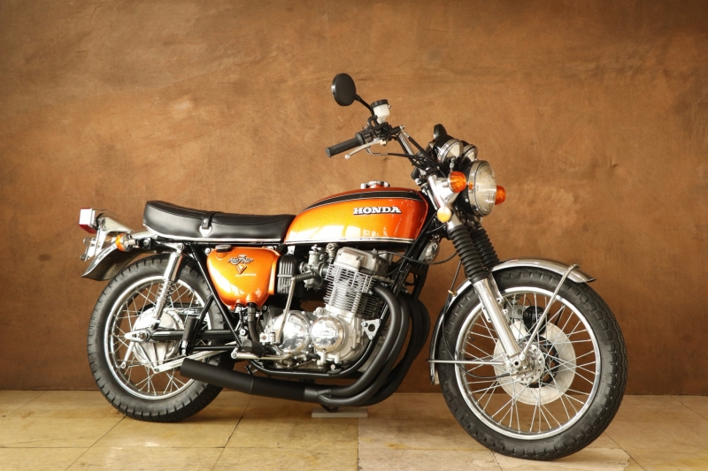 ホンダ CB750Four(K2) K2角ライン Flake S. Orange 1