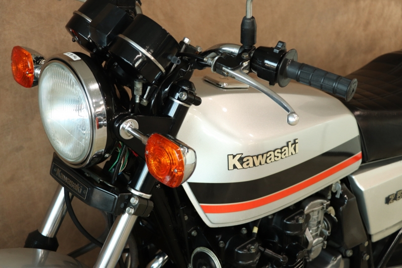 カワサキ Z550(B3) ITALIA/輸出モデル フルノーマル 12