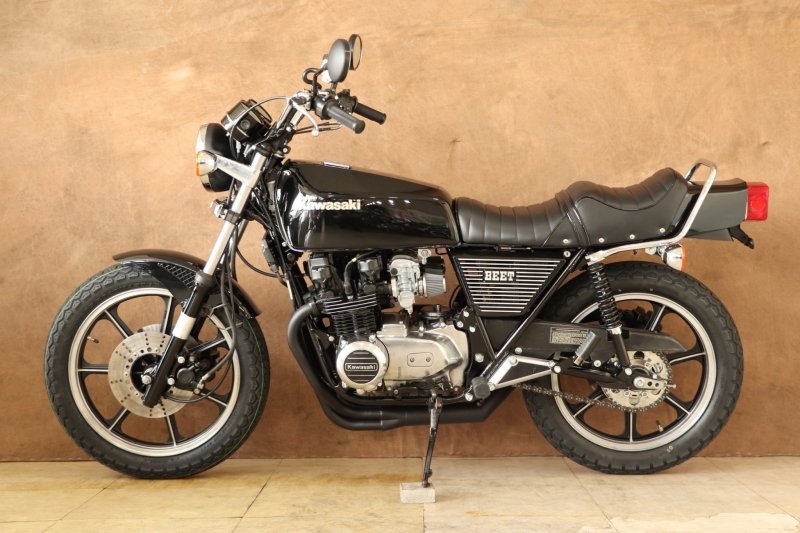 カワサキ KZ550(D) BLACK フェックスSTYLE 11