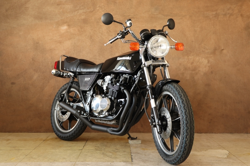カワサキ KZ550(D) BLACK フェックスSTYLE 9