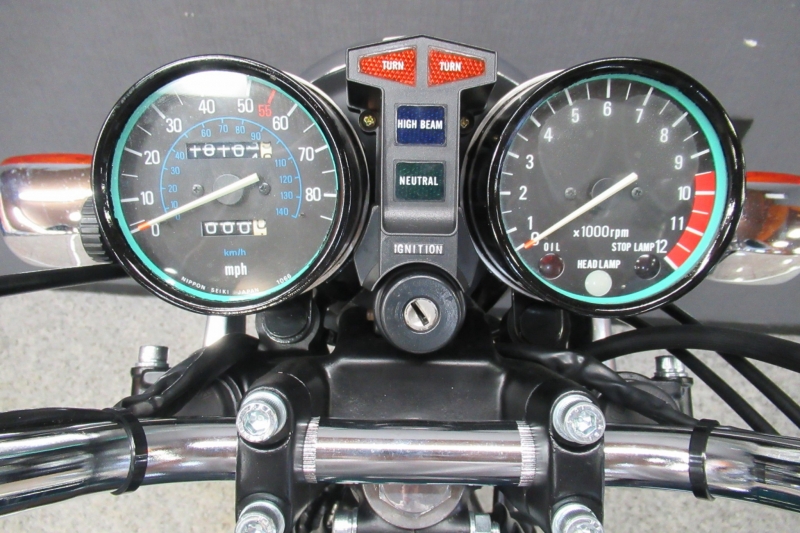 カワサキ KZ550D E4カラー 10