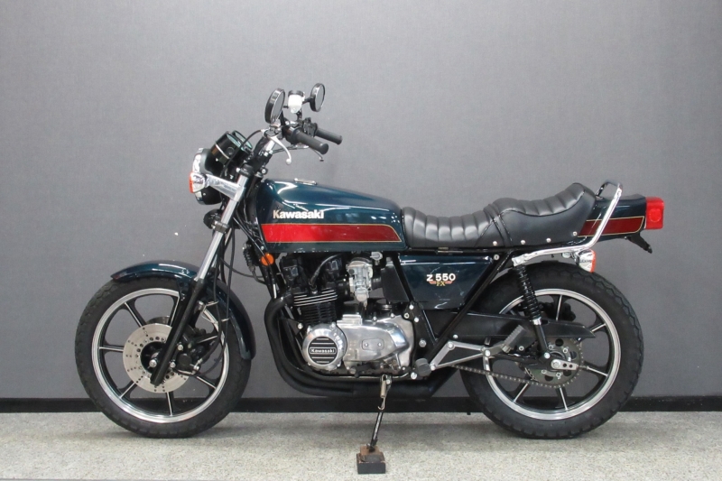 カワサキ KZ550D E4カラー 11