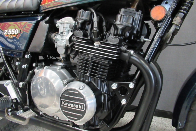 カワサキ KZ550D E4カラー 7