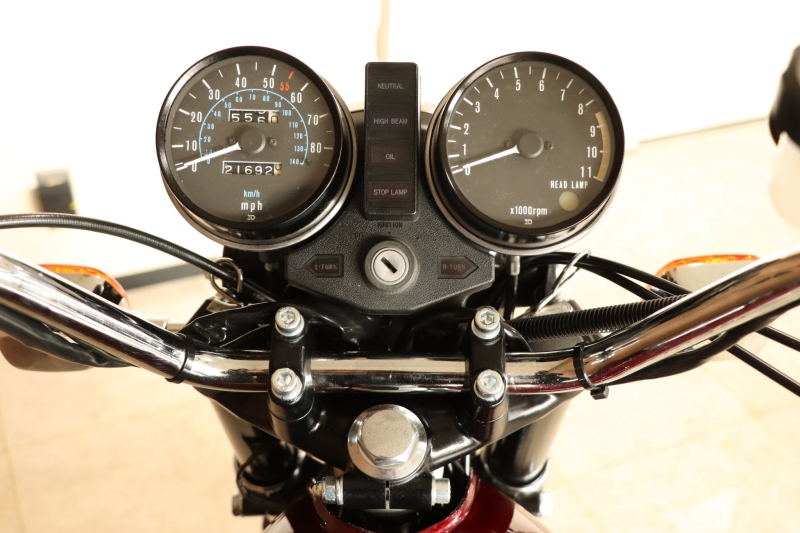 カワサキ KZ1000LTD(B3) MK-2仕様 8