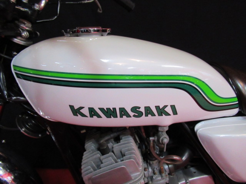 カワサキ 250SS マッハⅠ 白レインボー 9