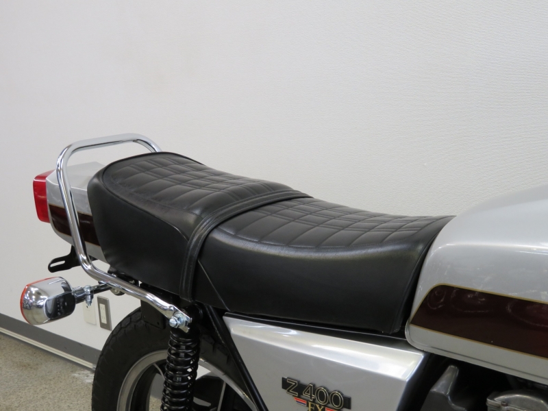 カワサキ Z400J 2
